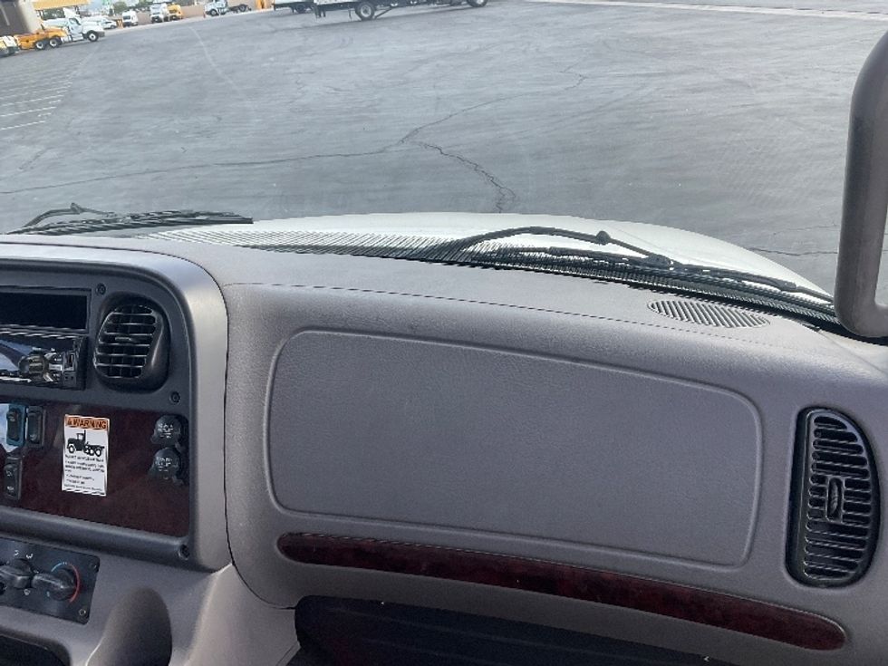 Medium Duty Box Truck-Light and Medium Duty Trucks-Freightliner-2020-M2-Anaheim-CA-159,128\n\t\tmiles-$ 41,000 - Image 21