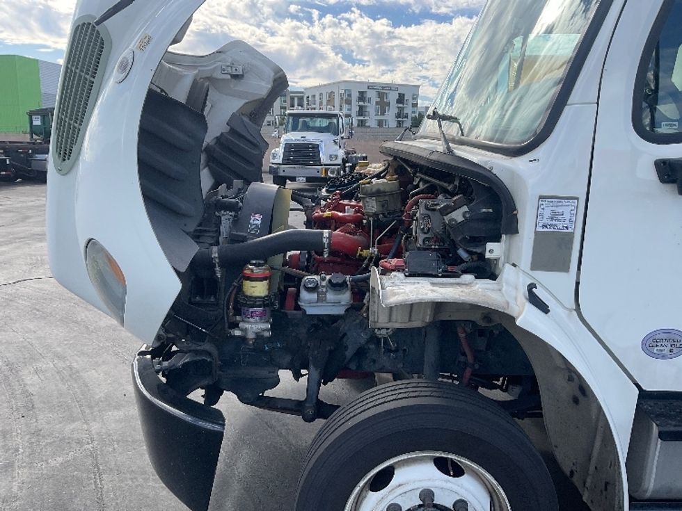 Medium Duty Box Truck-Light and Medium Duty Trucks-Freightliner-2020-M2-Anaheim-CA-159,128\n\t\tmiles-$ 41,000 - Image 24