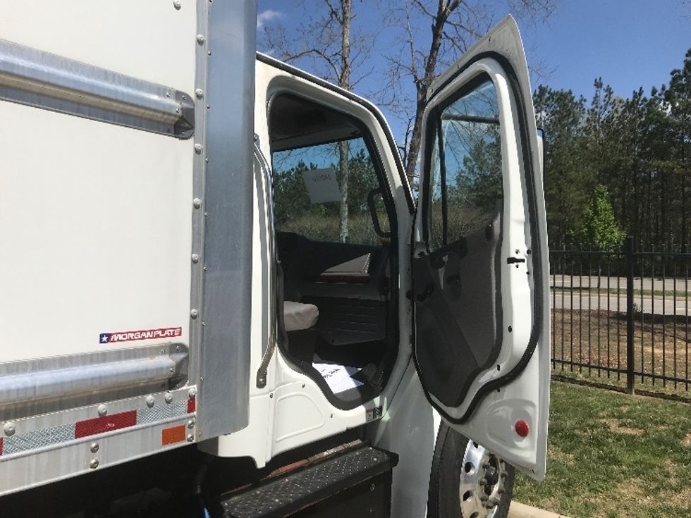 Medium Duty Box Truck-Light and Medium Duty Trucks-Freightliner-2020-M2-Ashland-VA-126,040\n\t\tmiles-$ 63,250 - Image 20