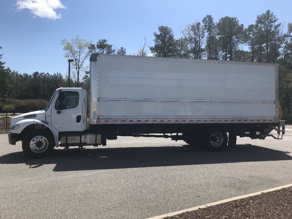 Medium Duty Box Truck-Light and Medium Duty Trucks-Freightliner-2020-M2-Ashland-VA-126,040\n\t\tmiles-$ 63,250 - Image 4