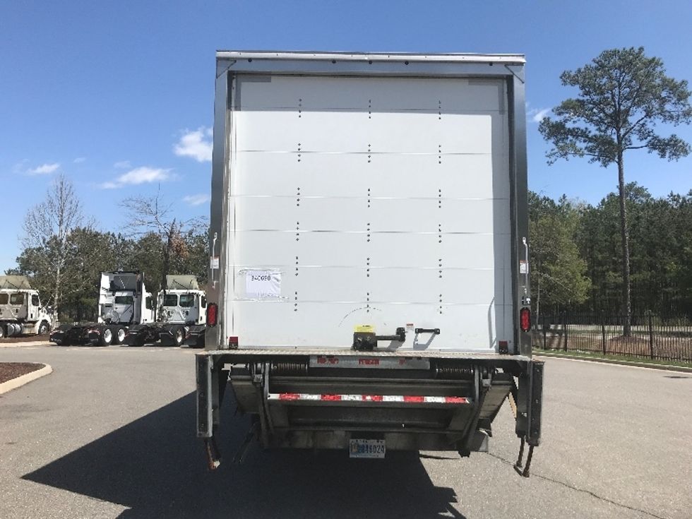 Medium Duty Box Truck-Light and Medium Duty Trucks-Freightliner-2020-M2-Ashland-VA-126,040\n\t\tmiles-$ 63,250 - Image 7