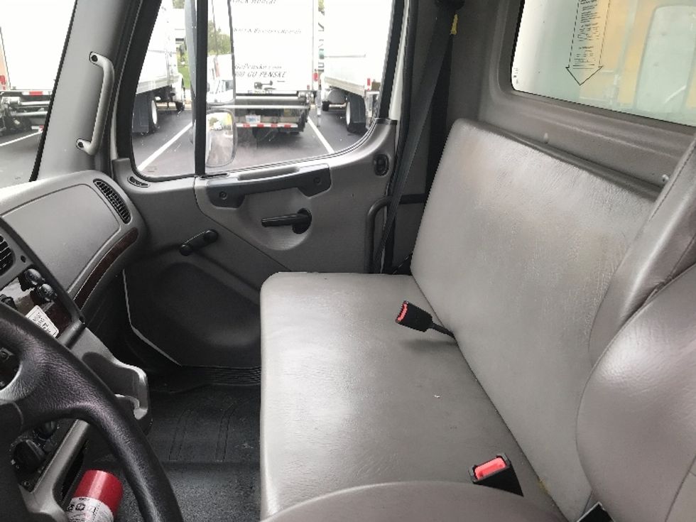 Medium Duty Box Truck-Light and Medium Duty Trucks-Freightliner-2020-M2-Atlanta-GA-181,346\n\t\tmiles-$ 51,750 - Image 18