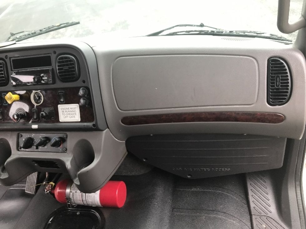 Medium Duty Box Truck-Light and Medium Duty Trucks-Freightliner-2020-M2-Atlanta-GA-181,346\n\t\tmiles-$ 51,750 - Image 20