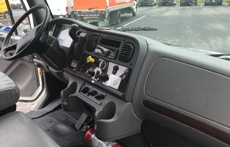 Medium Duty Box Truck-Light and Medium Duty Trucks-Freightliner-2020-M2-Atlanta-GA-181,346\n\t\tmiles-$ 51,750 - Image 21