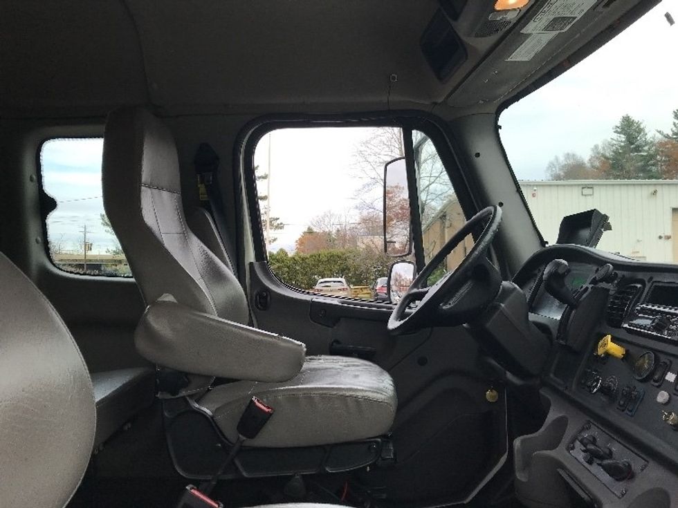 Medium Duty Box Truck-Light and Medium Duty Trucks-Freightliner-2020-M2-Auburn-MA-159,195\n\t\tmiles-$ 57,250 - Image 21