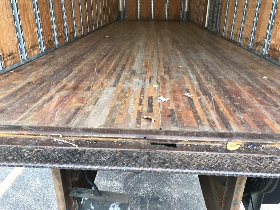 Medium Duty Box Truck-Light and Medium Duty Trucks-Freightliner-2020-M2-Auburn-MA-159,195\n\t\tmiles-$ 57,250 - Image 9