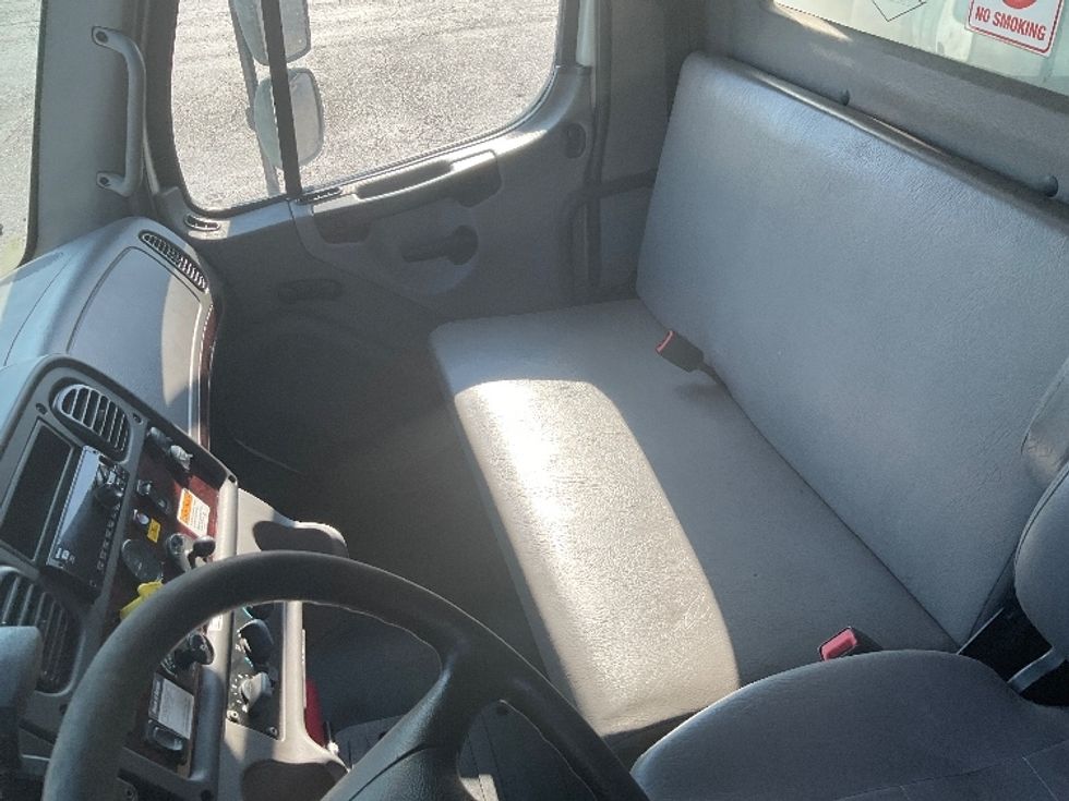 Medium Duty Box Truck-Light and Medium Duty Trucks-Freightliner-2020-M2-Augusta-GA-170,998\n\t\tmiles-$ 52,750 - Image 19