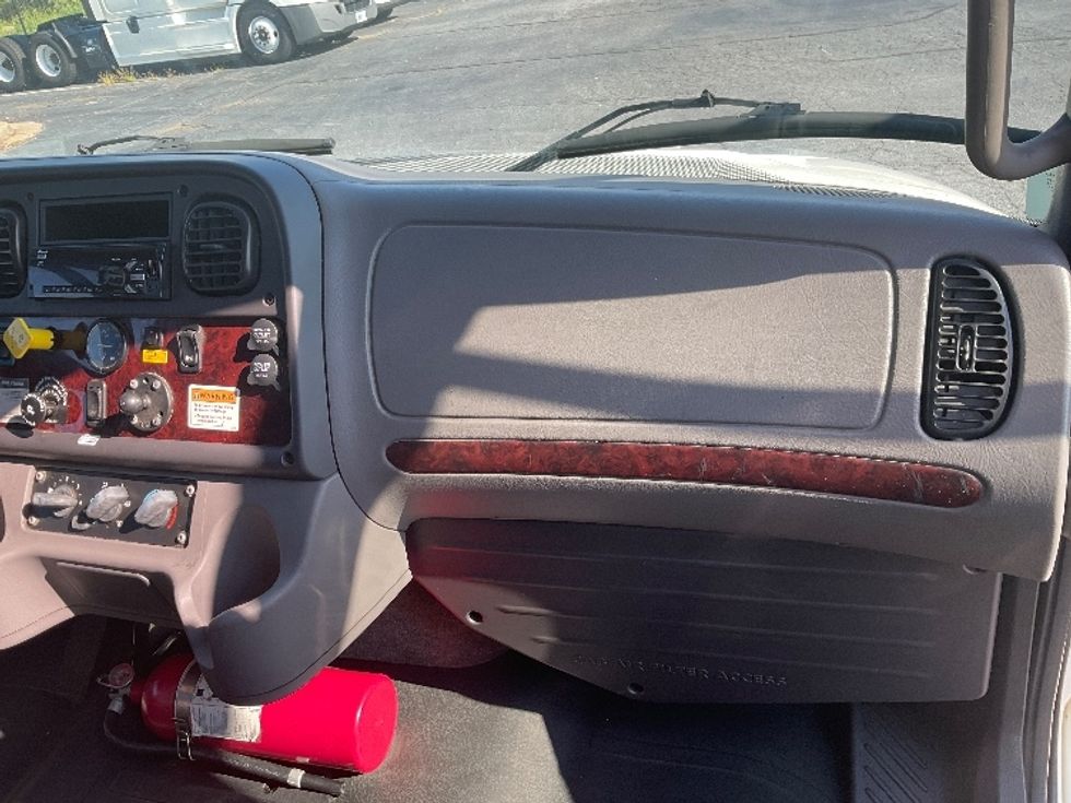 Medium Duty Box Truck-Light and Medium Duty Trucks-Freightliner-2020-M2-Augusta-GA-170,998\n\t\tmiles-$ 52,750 - Image 21
