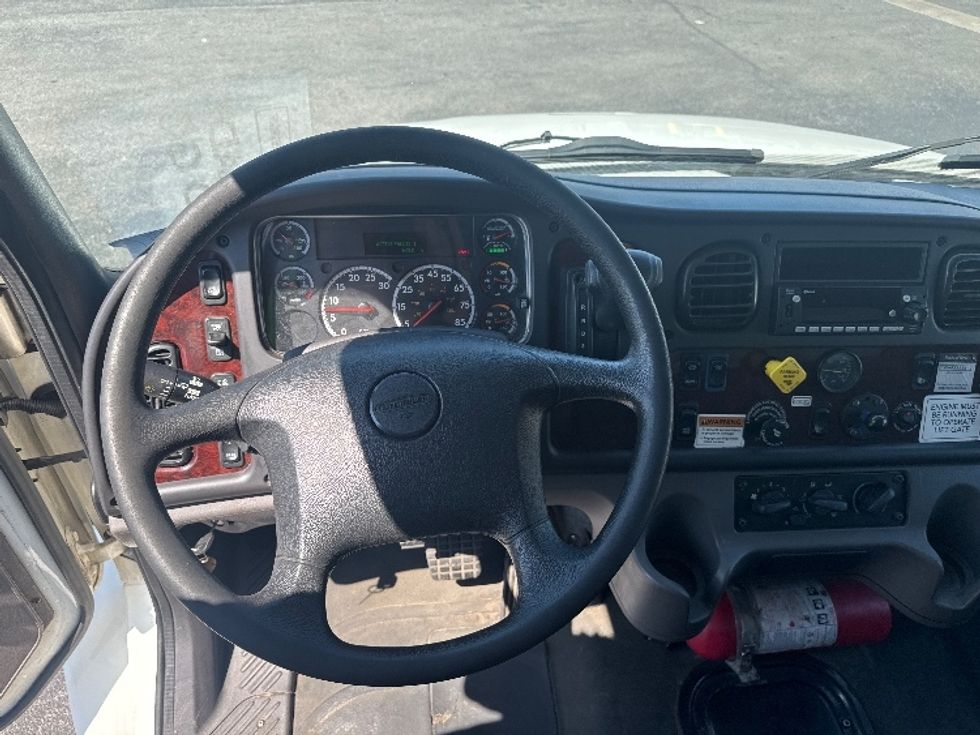 Medium Duty Box Truck-Light and Medium Duty Trucks-Freightliner-2020-M2-Baltimore-MD-145,079\n\t\tmiles-$ 53,500 - Image 18