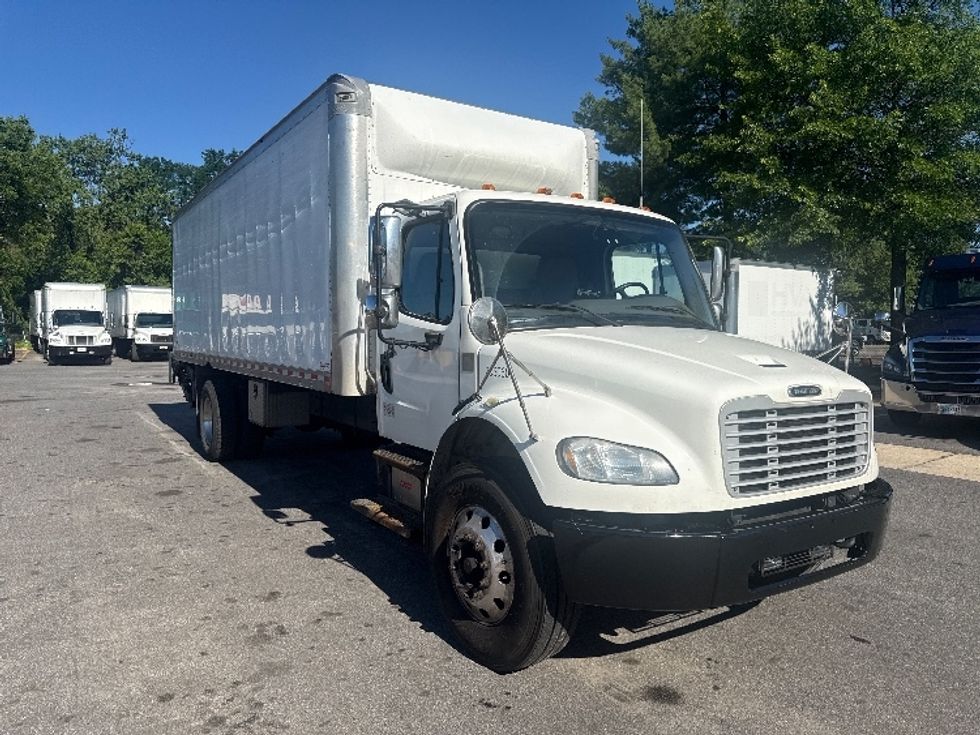Medium Duty Box Truck-Light and Medium Duty Trucks-Freightliner-2020-M2-Baltimore-MD-224,677\n\t\tmiles-$ 36,000 - Image 1