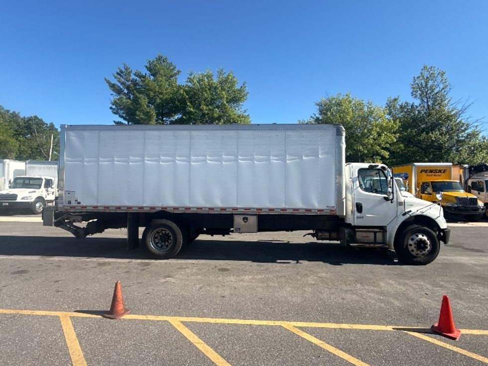 Medium Duty Box Truck-Light and Medium Duty Trucks-Freightliner-2020-M2-Baltimore-MD-224,677\n\t\tmiles-$ 36,000 - Image 14
