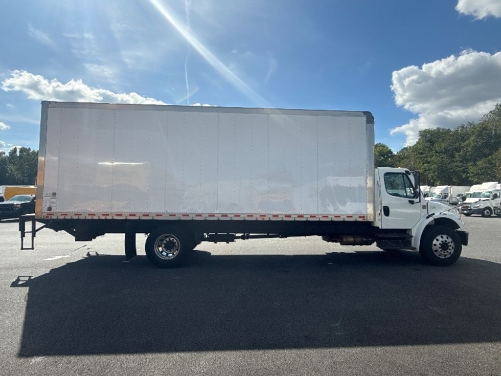 Medium Duty Box Truck-Light and Medium Duty Trucks-Freightliner-2020-M2-Belcamp-MD-320,855\n\t\tmiles-$ 25,750 - Image 15