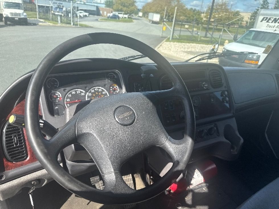 Medium Duty Box Truck-Light and Medium Duty Trucks-Freightliner-2020-M2-Belcamp-MD-320,855\n\t\tmiles-$ 25,750 - Image 18