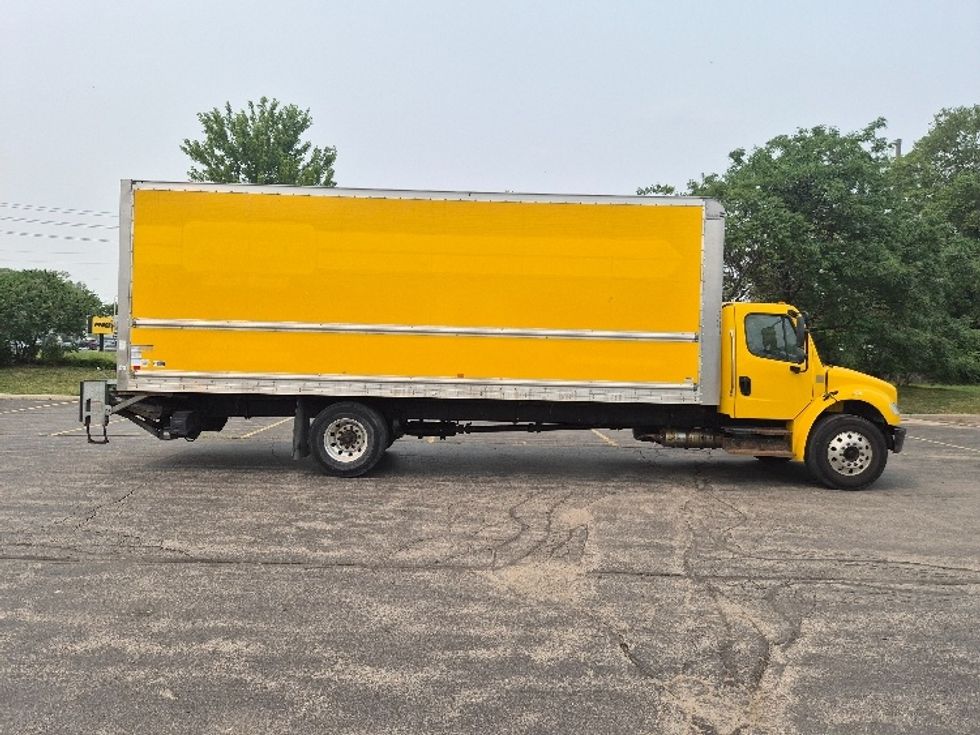 Medium Duty Box Truck-Light and Medium Duty Trucks-Freightliner-2020-M2-Belleville-ON-295,812\n\t\tkm-$ 61,500 - Image 15