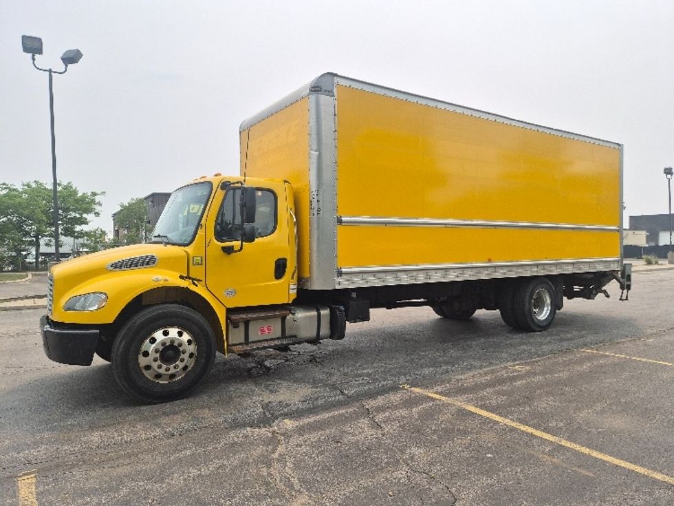 Medium Duty Box Truck-Light and Medium Duty Trucks-Freightliner-2020-M2-Belleville-ON-295,812\n\t\tkm-$ 61,500 - Image 3