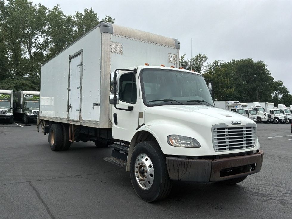 Medium Duty Box Truck-Light and Medium Duty Trucks-Freightliner-2020-M2-Bensalem-PA-106,727\n\t\tmiles-$ 67,250 - Image 1