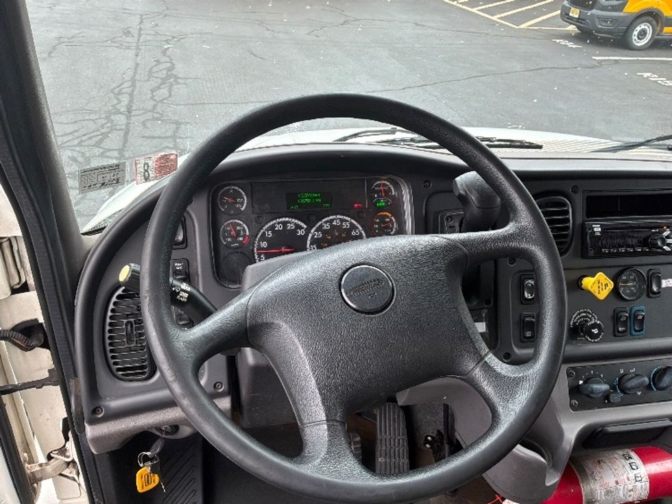 Medium Duty Box Truck-Light and Medium Duty Trucks-Freightliner-2020-M2-Bensalem-PA-106,727\n\t\tmiles-$ 67,250 - Image 17