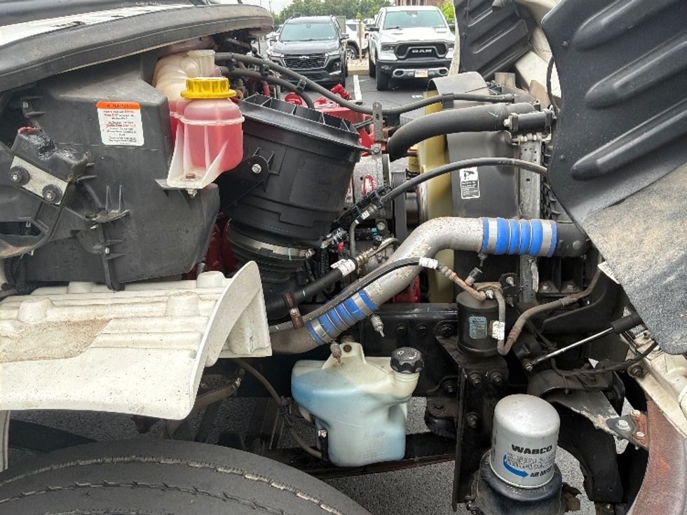 Medium Duty Box Truck-Light and Medium Duty Trucks-Freightliner-2020-M2-Bensalem-PA-106,727\n\t\tmiles-$ 67,250 - Image 23