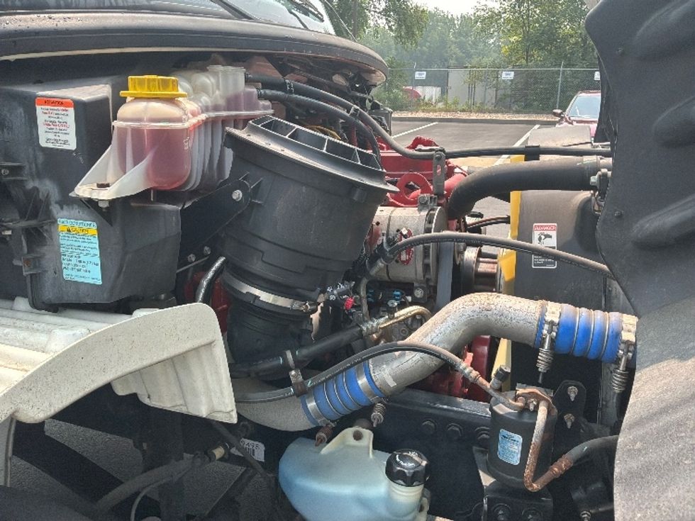 Medium Duty Box Truck-Light and Medium Duty Trucks-Freightliner-2020-M2-Bensalem-PA-142,210\n\t\tmiles-$ 50,500 - Image 22