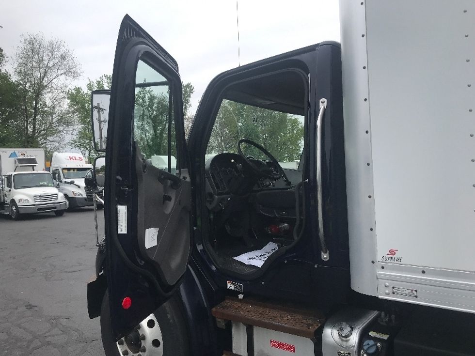 Medium Duty Box Truck-Light and Medium Duty Trucks-Freightliner-2020-M2-Bensalem-PA-220,534\n\t\tmiles-$ 49,500 - Image 16