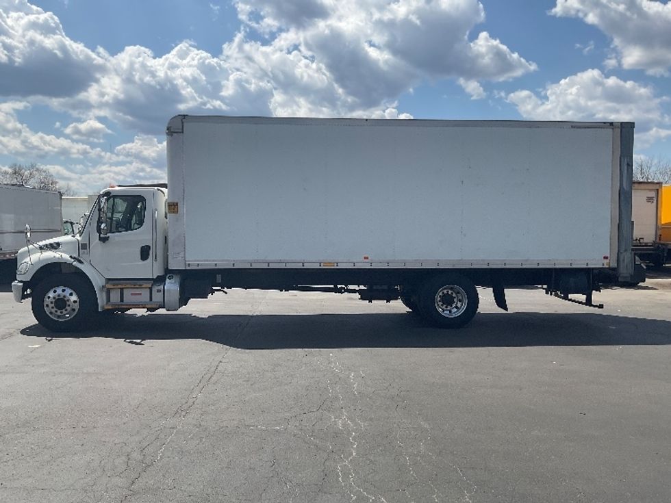 Medium Duty Box Truck-Light and Medium Duty Trucks-Freightliner-2020-M2-Binghamton-NY-172,154\n\t\tmiles-$ 51,000 - Image 4