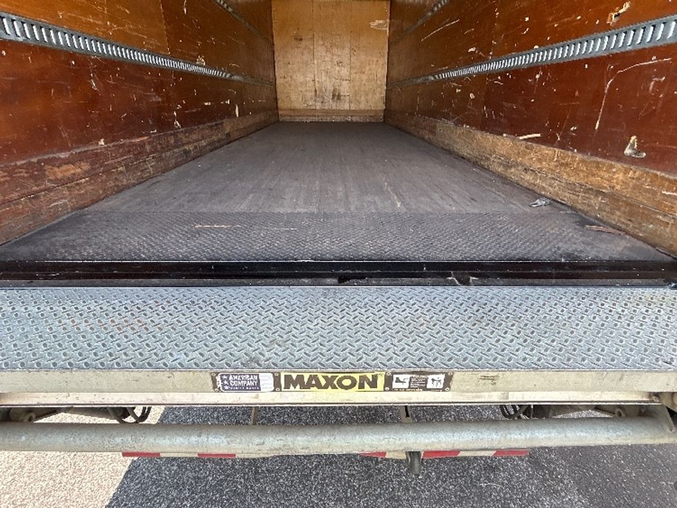 Medium Duty Box Truck-Light and Medium Duty Trucks-Freightliner-2020-M2-Birmingham-AL-199,385\n\t\tmiles-$ 52,000 - Image 10