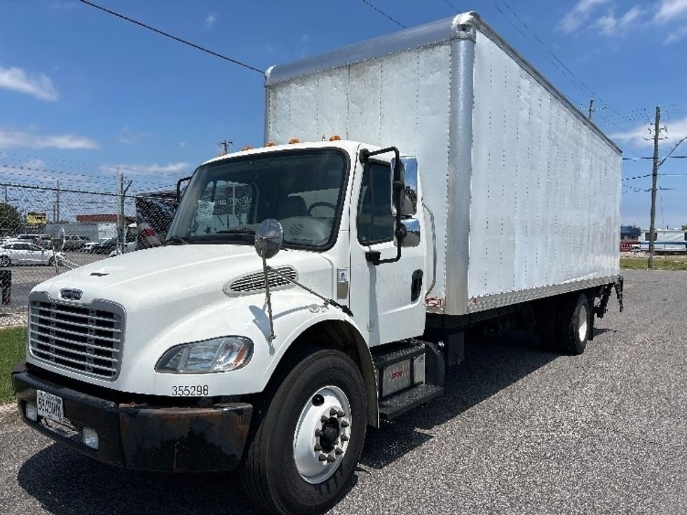 Medium Duty Box Truck-Light and Medium Duty Trucks-Freightliner-2020-M2-Birmingham-AL-199,385\n\t\tmiles-$ 52,000 - Image 3
