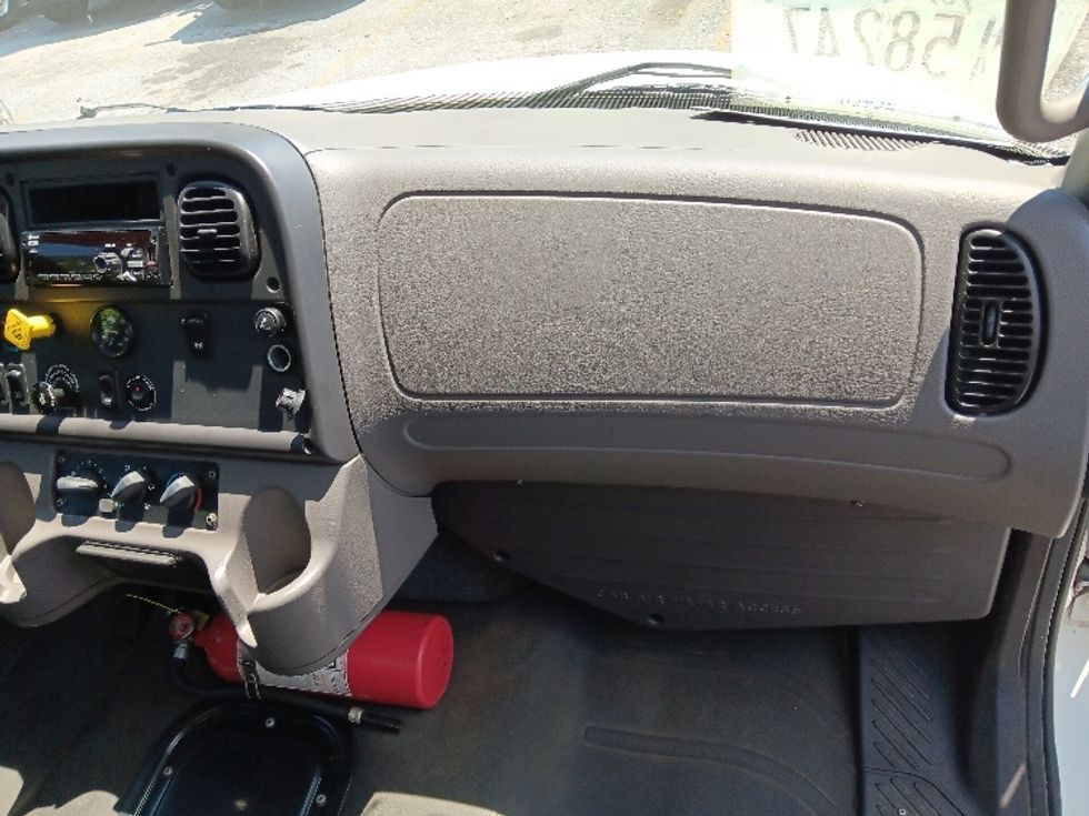 Medium Duty Box Truck-Light and Medium Duty Trucks-Freightliner-2020-M2-Blountville-TN-267,910\n\t\tmiles-$ 32,250 - Image 21