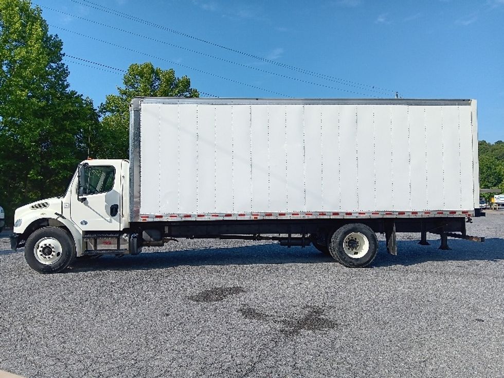Medium Duty Box Truck-Light and Medium Duty Trucks-Freightliner-2020-M2-Blountville-TN-42,729\n\t\tmiles-$ 61,500 - Image 4