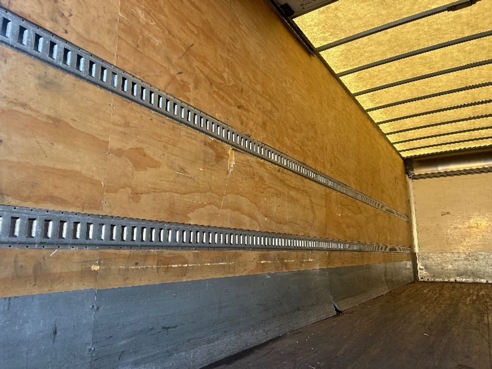 Medium Duty Box Truck-Light and Medium Duty Trucks-Freightliner-2020-M2-Braintree-MA-189,090\n\t\tmiles-$ 48,250 - Image 11