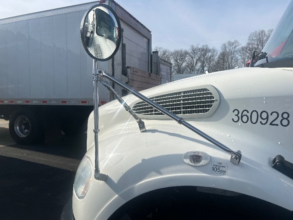 Medium Duty Box Truck-Light and Medium Duty Trucks-Freightliner-2020-M2-Braintree-MA-189,090\n\t\tmiles-$ 48,250 - Image 24