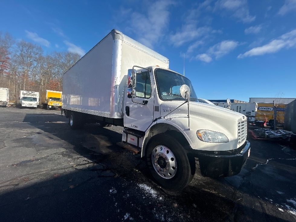 Medium Duty Box Truck-Light and Medium Duty Trucks-Freightliner-2020-M2-Braintree-MA-189,090\n\t\tmiles-$ 48,250 - Image 3