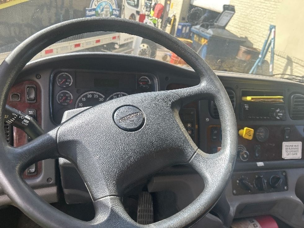 Medium Duty Box Truck-Light and Medium Duty Trucks-Freightliner-2020-M2-Braintree-MA-217,162\n\t\tmiles-$ 34,500 - Image 15