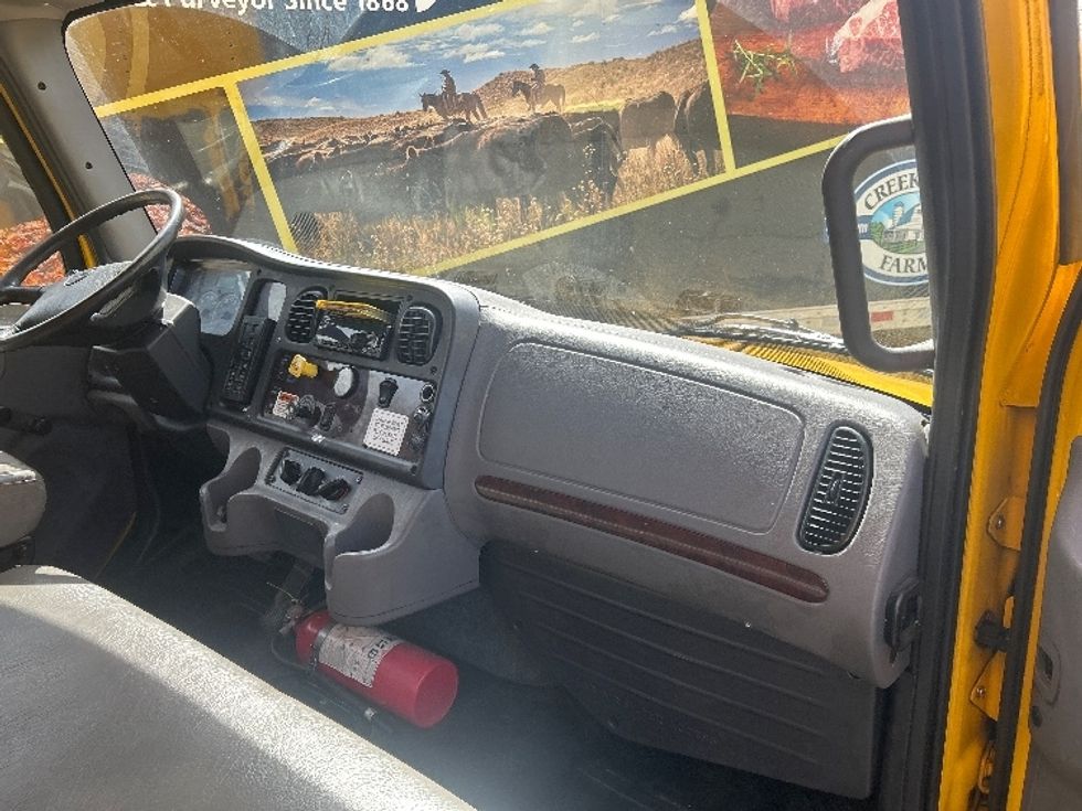 Medium Duty Box Truck-Light and Medium Duty Trucks-Freightliner-2020-M2-Braintree-MA-217,162\n\t\tmiles-$ 34,500 - Image 21