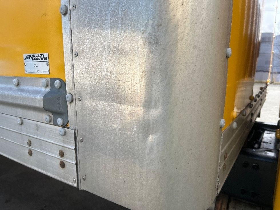 Medium Duty Box Truck-Light and Medium Duty Trucks-Freightliner-2020-M2-Braintree-MA-217,162\n\t\tmiles-$ 34,500 - Image 25