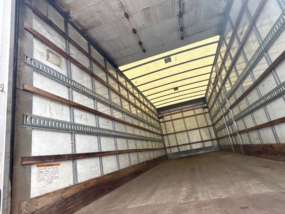 Medium Duty Box Truck-Light and Medium Duty Trucks-Freightliner-2020-M2-Brampton-ON-325,779\n\t\tkm-$ 72,500 - Image 11