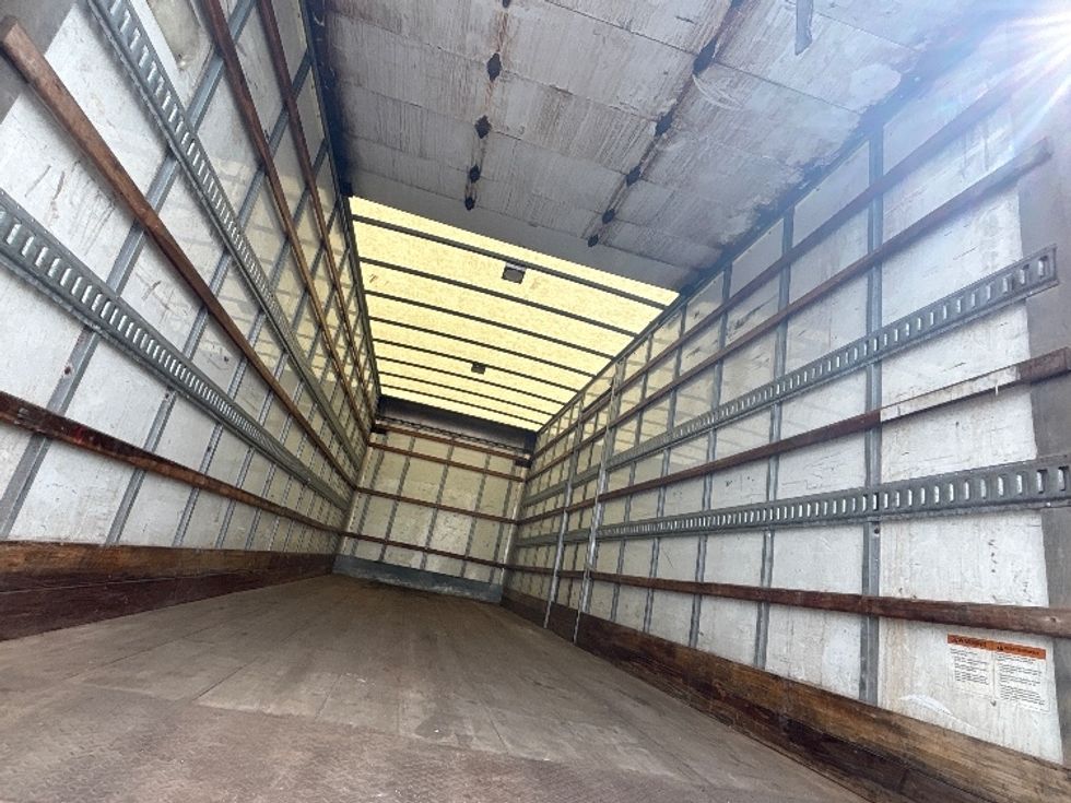 Medium Duty Box Truck-Light and Medium Duty Trucks-Freightliner-2020-M2-Brampton-ON-325,779\n\t\tkm-$ 72,500 - Image 12