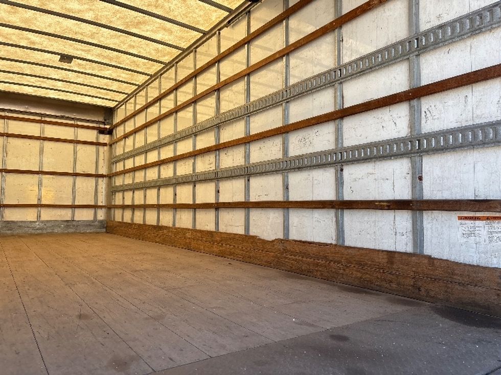 Medium Duty Box Truck-Light and Medium Duty Trucks-Freightliner-2020-M2-Brampton-ON-347,599\n\t\tkm-$ 45,000 - Image 12