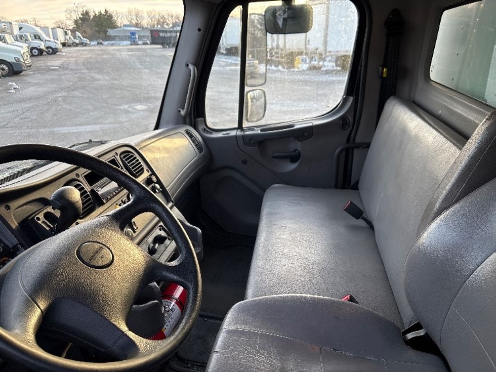 Medium Duty Box Truck-Light and Medium Duty Trucks-Freightliner-2020-M2-Brook Park-OH-155,831\n\t\tmiles-$ 58,250 - Image 18