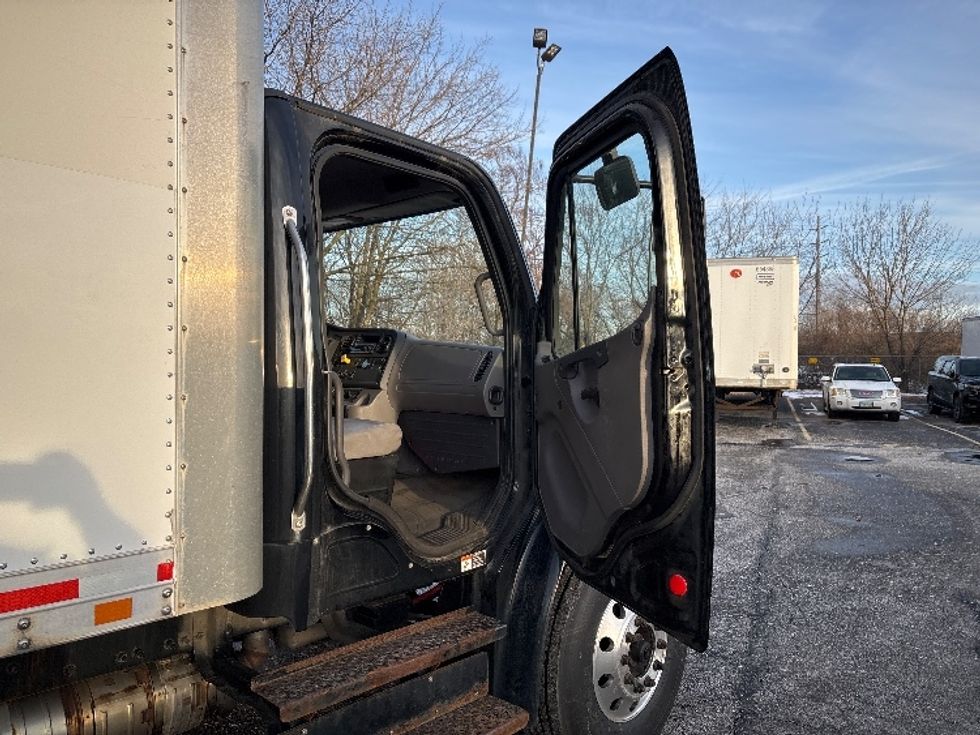 Medium Duty Box Truck-Light and Medium Duty Trucks-Freightliner-2020-M2-Brook Park-OH-155,831\n\t\tmiles-$ 58,250 - Image 19