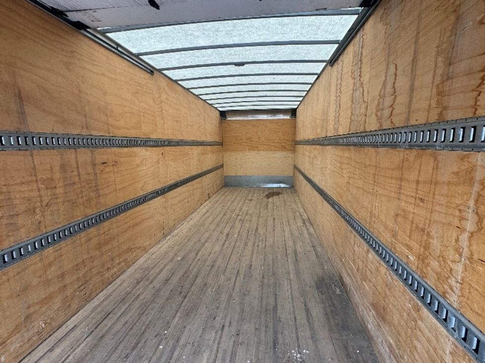 Medium Duty Box Truck-Light and Medium Duty Trucks-Freightliner-2020-M2-Brooklyn Park-MN-110,822\n\t\tmiles-$ 64,000 - Image 10