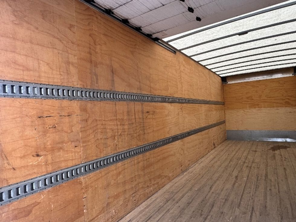 Medium Duty Box Truck-Light and Medium Duty Trucks-Freightliner-2020-M2-Brooklyn Park-MN-110,822\n\t\tmiles-$ 64,000 - Image 11