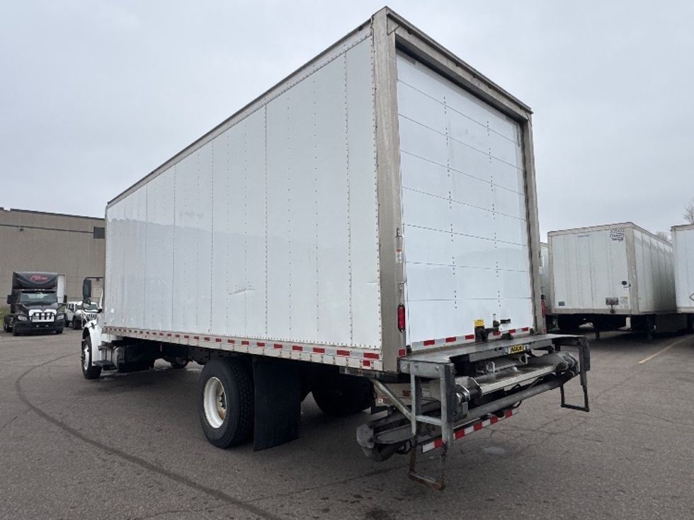 Medium Duty Box Truck-Light and Medium Duty Trucks-Freightliner-2020-M2-Brooklyn Park-MN-110,822\n\t\tmiles-$ 64,000 - Image 6