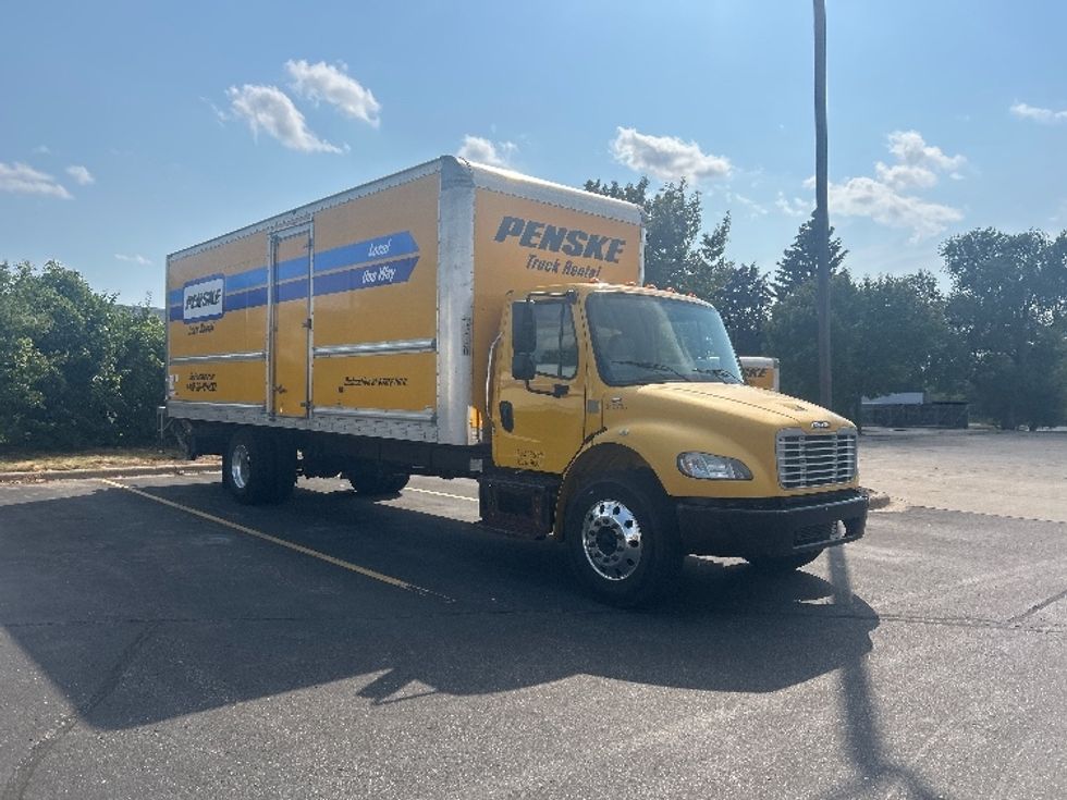 Medium Duty Box Truck-Light and Medium Duty Trucks-Freightliner-2020-M2-Brooklyn Park-MN-132,954\n\t\tmiles-$ 60,750 - Image 1