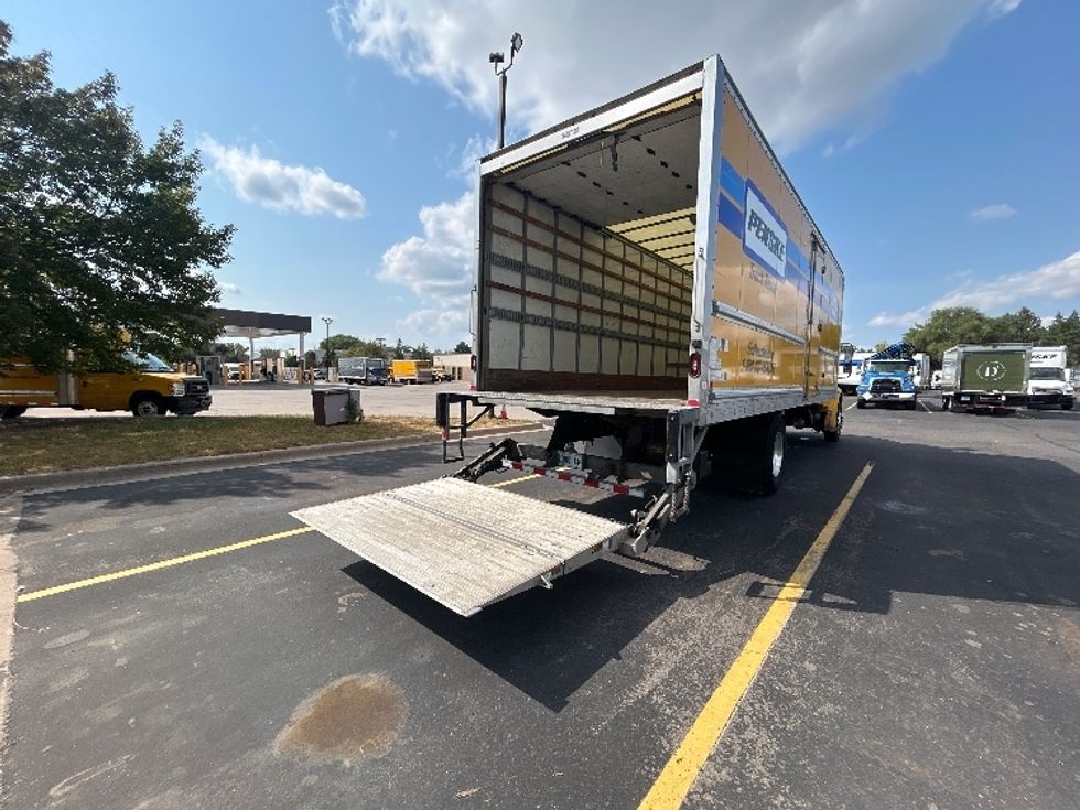 Medium Duty Box Truck-Light and Medium Duty Trucks-Freightliner-2020-M2-Brooklyn Park-MN-132,954\n\t\tmiles-$ 60,750 - Image 9
