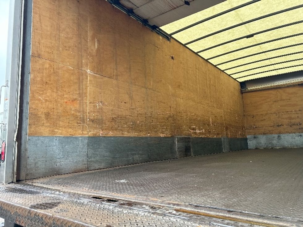 Medium Duty Box Truck-Light and Medium Duty Trucks-Freightliner-2020-M2-Brooklyn Park-MN-135,540\n\t\tmiles-$ 50,750 - Image 10