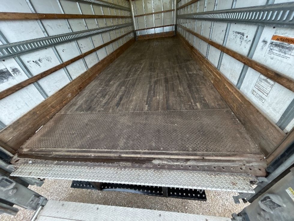 Medium Duty Box Truck-Light and Medium Duty Trucks-Freightliner-2020-M2-Brooklyn Park-MN-162,262\n\t\tmiles-$ 62,750 - Image 10