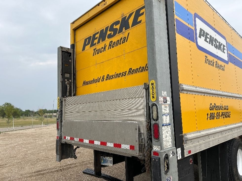 Medium Duty Box Truck-Light and Medium Duty Trucks-Freightliner-2020-M2-Brooklyn Park-MN-162,262\n\t\tmiles-$ 62,750 - Image 25