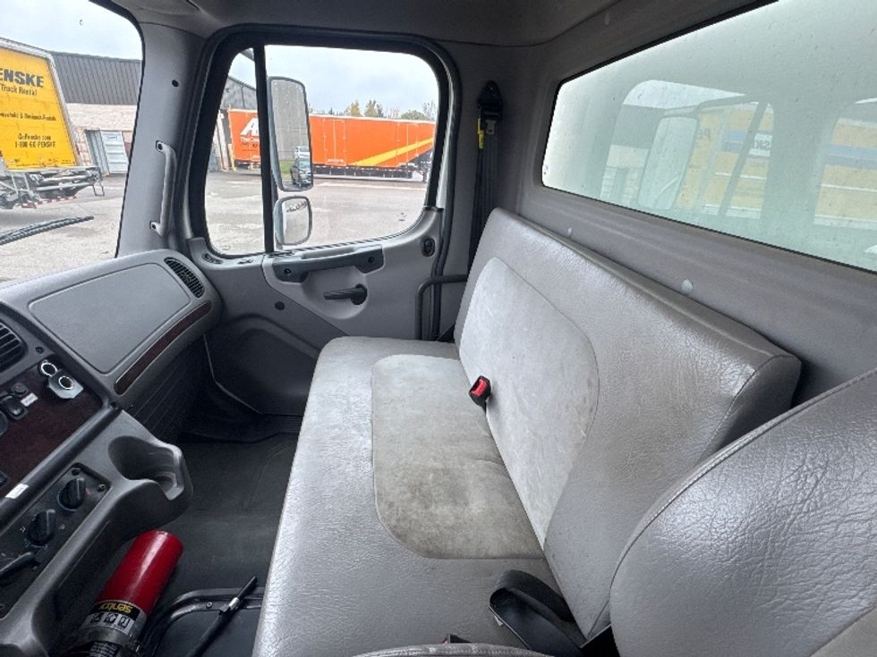 Medium Duty Box Truck-Light and Medium Duty Trucks-Freightliner-2020-M2-Brooklyn Park-MN-285,814\n\t\tmiles-$ 35,500 - Image 19