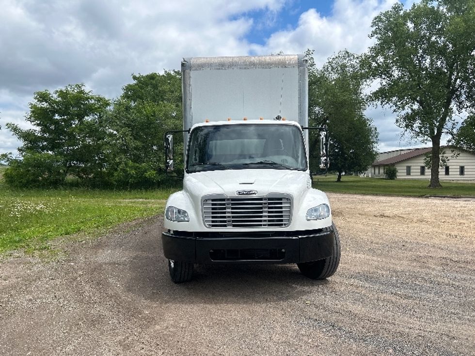 Medium Duty Box Truck-Light and Medium Duty Trucks-Freightliner-2020-M2-Brooklyn Park-MN-40,237\n\t\tmiles-$ 65,250 - Image 2